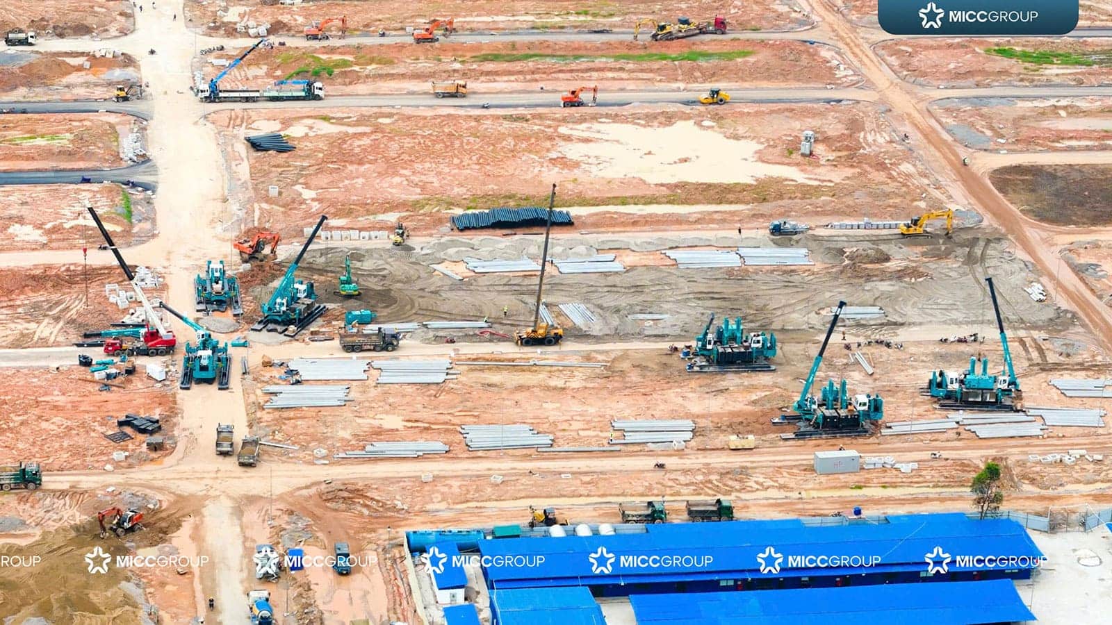 .Hình ảnh tiến độ xây dựng dự án Vinhomes Global Gate vào tháng 09 năm 2024.